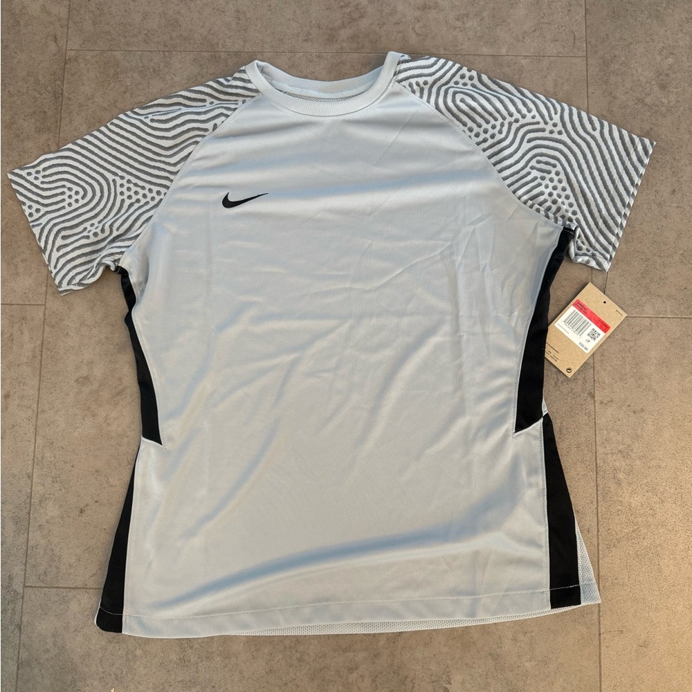Nike Women's Light Gray Dri-FIT Shirt